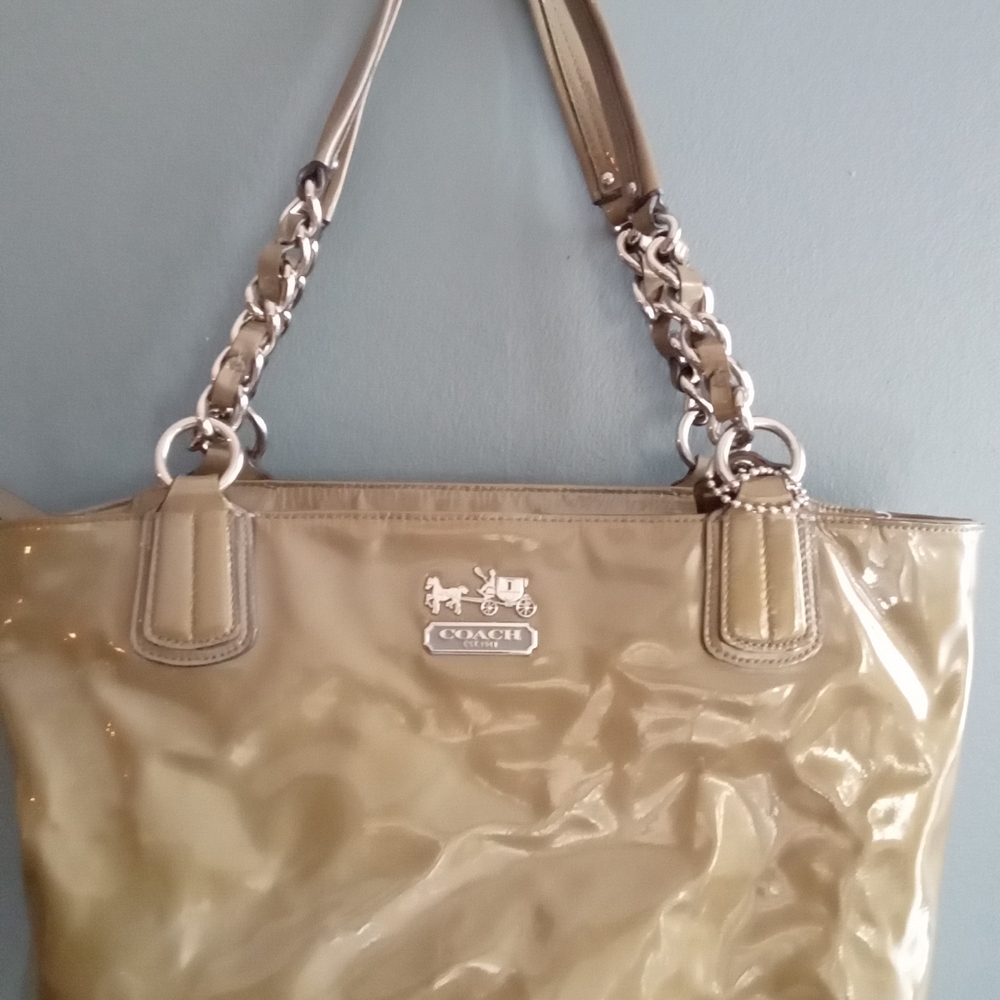Coach Patent Leather Tote Bag Silver Chain Straps Khaki - Picture 5 of 9